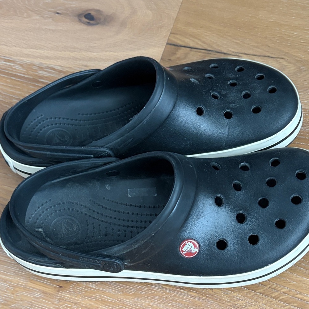 CROCS Black and White Sandals - Picture 8 of 8